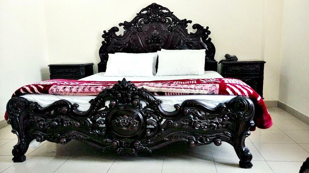 Fortville Hotel - Lahore Extérieur photo